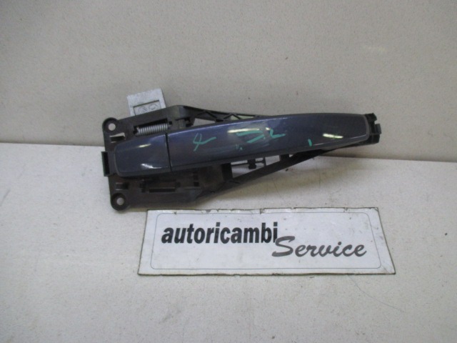 RIGHT REAR DOOR HANDLE OEM N. 13142770 ORIGINAL PART ESED OPEL ZAFIRA B RESTYLING A05 M75 (04/2008-2011) BENZINA/METANO 16  YEAR OF CONSTRUCTION 2008