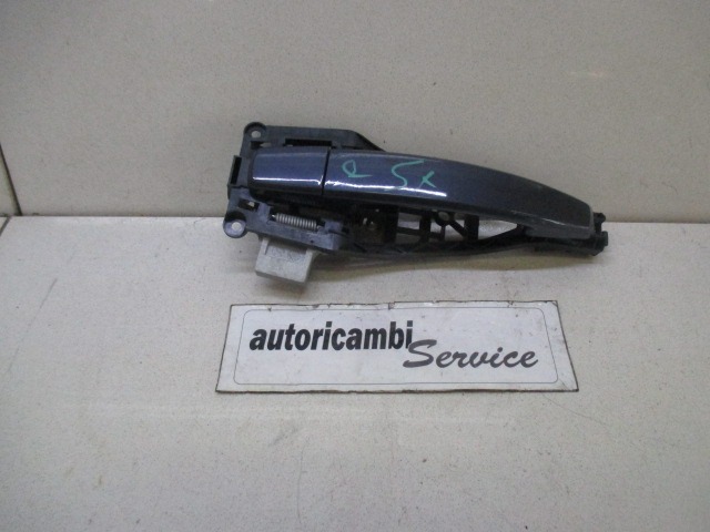 LEFT REAR EXTERIOR HANDLE OEM N. 13142770 ORIGINAL PART ESED OPEL ZAFIRA B RESTYLING A05 M75 (04/2008-2011) BENZINA/METANO 16  YEAR OF CONSTRUCTION 2008