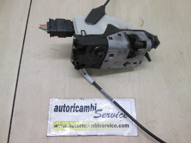 CENTRAL LOCKING OF THE RIGHT FRONT DOOR OEM N. 9688079980 ORIGINAL PART ESED PEUGEOT 208 4A 4C (DAL 2012) BENZINA/GPL 14  YEAR OF CONSTRUCTION 2014