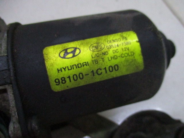 WINDSHIELD WIPER MOTOR OEM N. 98100-1C100 ORIGINAL PART ESED HYUNDAI GETZ (2002 - 02/2006) DIESEL 15  YEAR OF CONSTRUCTION 2004