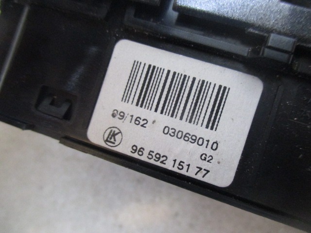 SWITCH HAZARD WARNING/CENTRAL LCKNG SYST OEM N. 9659215177 ORIGINAL PART ESED PEUGEOT 308 MK1 T7 4A 4C BER/SW/CC (2007 - 2013) DIESEL 16  YEAR OF CONSTRUCTION 2009