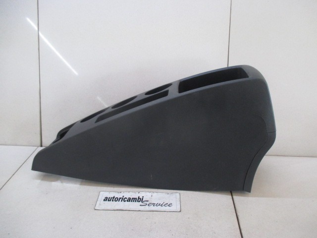 TUNNEL OBJECT HOLDER WITHOUT ARMREST OEM N. 58911-0F010 ORIGINAL PART ESED TOYOTA COROLLA VERSO (2004 - 2009) BENZINA 18  YEAR OF CONSTRUCTION 2006
