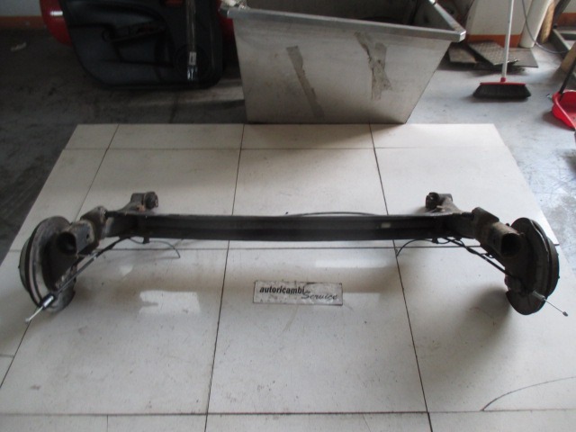 REAR AXLE CARRIER OEM N. 421100F010 ORIGINAL PART ESED TOYOTA COROLLA VERSO (2004 - 2009) BENZINA 18  YEAR OF CONSTRUCTION 2006