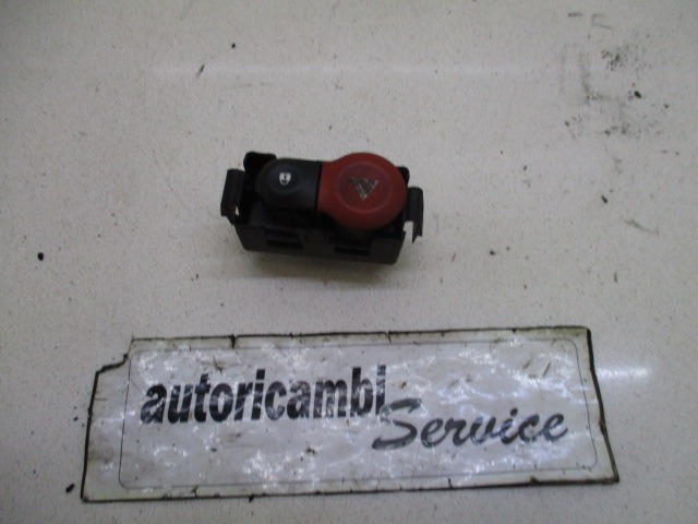 SWITCH HAZARD WARNING/CENTRAL LCKNG SYST OEM N. 8200214896 ORIGINAL PART ESED RENAULT CLIO (2005 - 05/2009) DIESEL 15  YEAR OF CONSTRUCTION 2008