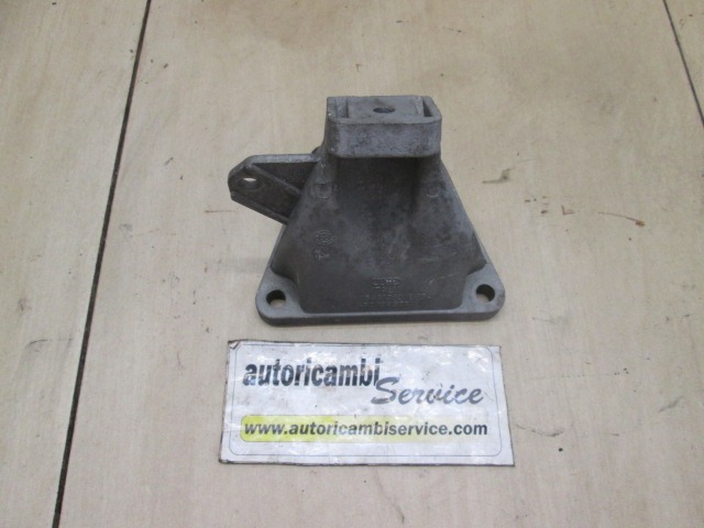 ENGINE SUPPORT OEM N. 4B0199308 ORIGINAL PART ESED AUDI A6 C5 4B5 4B2 RESTYLING BER/SW (2001 - 2004)DIESEL 25  YEAR OF CONSTRUCTION 2004