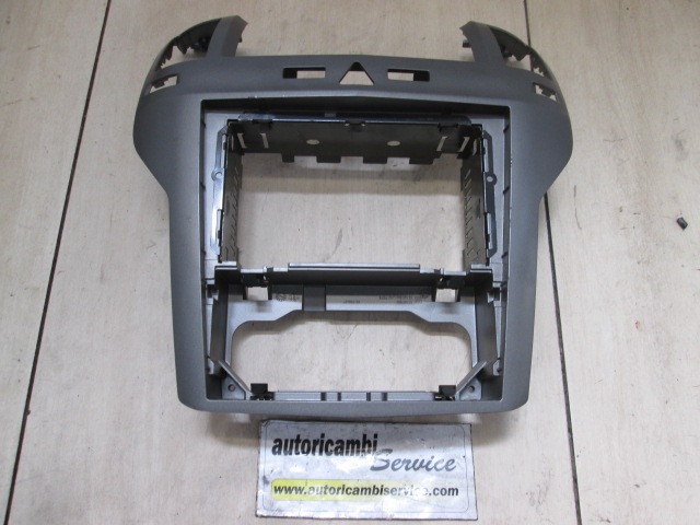 DASH PARTS / CENTRE CONSOLE OEM N. 13162556 ORIGINAL PART ESED OPEL ZAFIRA B A05 M75 (2005 - 2008) DIESEL 19  YEAR OF CONSTRUCTION 2006