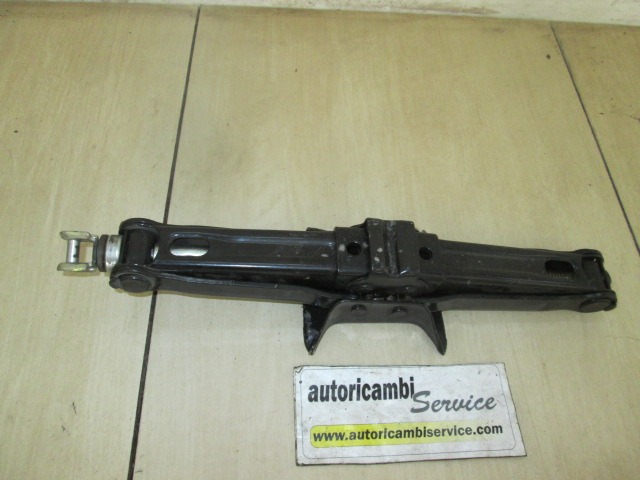 CRIC LIFTING MARTINETTO OEM N. 1306461 ORIGINAL PART ESED FORD FOCUS BER/SW (2005 - 2008) DIESEL 18  YEAR OF CONSTRUCTION 2006