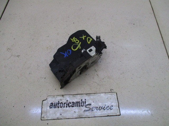 CENTRAL REAR RIGHT DOOR LOCKING OEM N. 51227202147 ORIGINAL PART ESED BMW SERIE 1 BER/COUPE/CABRIO E81/E82/E87/E88 (2003 - 2007) DIESEL 20  YEAR OF CONSTRUCTION 2005