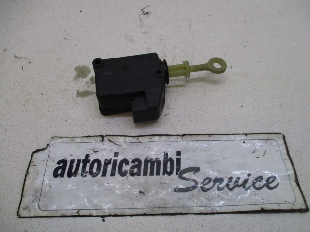 FILLER FLAP ACTUATOR OEM N. 690580H010 ORIGINAL PART ESED TOYOTA AYGO (2005 - 2009) BENZINA 10  YEAR OF CONSTRUCTION 2009