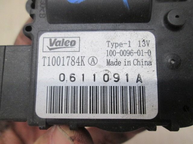 SET SMALL PARTS F AIR COND.ADJUST.LEVER OEM N. 0611091A ORIGINAL PART ESED RENAULT MEGANE MK3 BER/SPORTOUR/ESTATE (2009 - 2015) DIESEL 15  YEAR OF CONSTRUCTION 2010