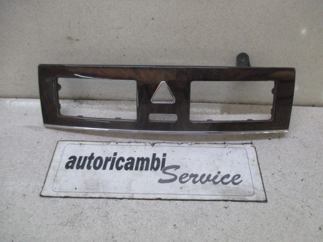 DASH PARTS / CENTRE CONSOLE OEM N. 30080625 ORIGINAL PART ESED MERCEDES CLASSE C W203 BER/SW (2000 - 2007) DIESEL 22  YEAR OF CONSTRUCTION 2005