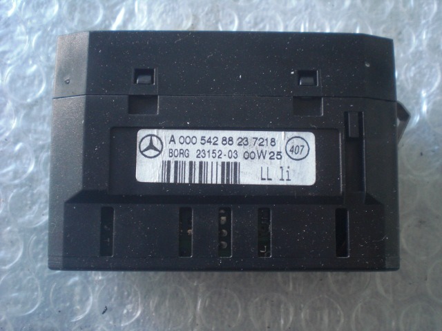 BOARD COMPUTER OEM N. A0005428823 ORIGINAL PART ESED MERCEDES CLASSE S W220 (1998 - 2006)BENZINA 32  YEAR OF CONSTRUCTION 2000