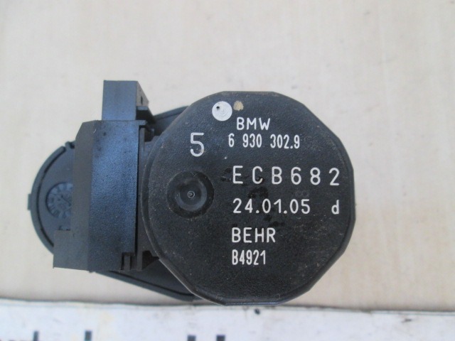 SET SMALL PARTS F AIR COND.ADJUST.LEVER OEM N. 6930302 ORIGINAL PART ESED BMW SERIE 5 E60 E61 (2003 - 2010) DIESEL 30  YEAR OF CONSTRUCTION 2005