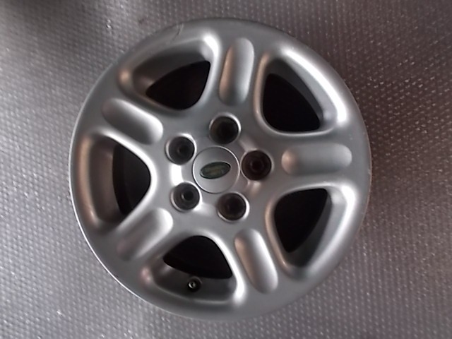 LAND ROVER FREELANDER 2.0TD4 5 ALLOY WHEELS WITH 15 HOLES