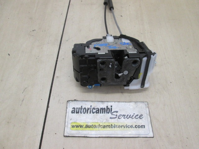 CENTRAL LOCKING OF THE RIGHT FRONT DOOR OEM N. 813201J030LR ORIGINAL PART ESED HYUNDAI I20 MK1 RESTYLING PB (2012 - 2014) DIESEL 12  YEAR OF CONSTRUCTION 2012