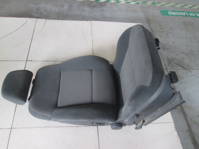 SEAT FRONT PASSENGER SIDE RIGHT / AIRBAG OEM N. 17945 SEDILE ANTERIORE DESTRO TESSUTO ORIGINAL PART ESED OPEL VECTRA BER/SW (2002 - 2006) DIESEL 19  YEAR OF CONSTRUCTION 2004