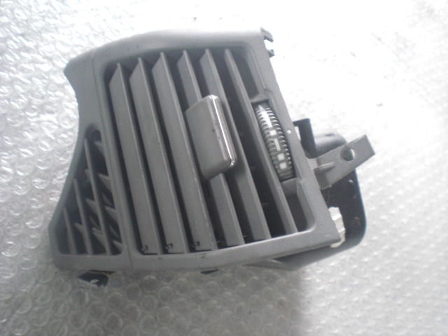 AIR OUTLET OEM N. 2208300254 ORIGINAL PART ESED MERCEDES CLASSE S W220 (1998 - 2006)BENZINA 32  YEAR OF CONSTRUCTION 2000