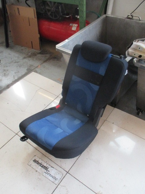 SEATS REAR  OEM N. 19918 SEDILE SDOPPIATO POSTERIORE TESSUTO ORIGINAL PART ESED HYUNDAI GETZ (02/2006 - 2008) DIESEL 15  YEAR OF CONSTRUCTION 2007