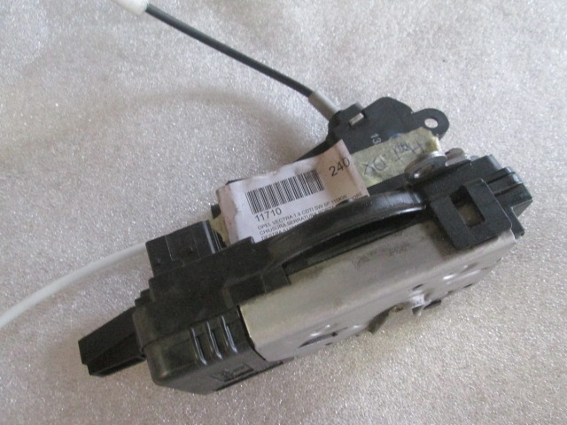CENTRAL LOCKING OF THE RIGHT FRONT DOOR OEM N. 5133132 ORIGINAL PART ESED OPEL VECTRA BER/SW (2006 - 2009) DIESEL 19  YEAR OF CONSTRUCTION 2007