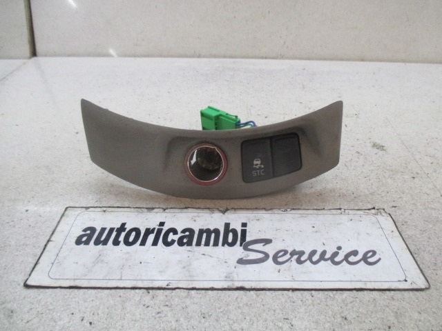 VARIOUS SWITCHES OEM N. 8686026 ORIGINAL PART ESED VOLVO V50 (2004 - 05/2007) DIESEL 20  YEAR OF CONSTRUCTION 2005