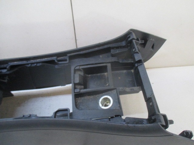 TUNNEL OBJECT HOLDER WITHOUT ARMREST OEM N. 1696800850 ORIGINAL PART ESED MERCEDES CLASSE A W169 5P C169 3P (2004 - 04/2008) DIESEL 20  YEAR OF CONSTRUCTION 2006
