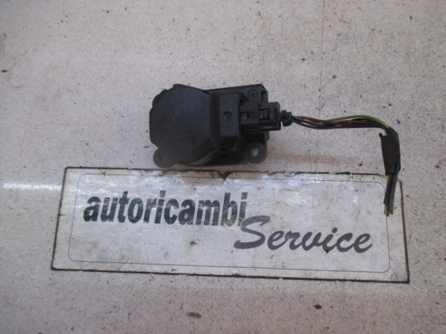 SET SMALL PARTS F AIR COND.ADJUST.LEVER OEM N. 118504 ORIGINAL PART ESED FORD FOCUS BER/SW (2008 - 2011) DIESEL 16  YEAR OF CONSTRUCTION 2008