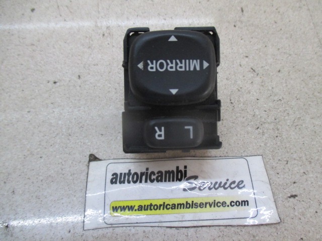 SWITCH ELECTRIC MIRRORS OEM N. 8487034010 ORIGINAL PART ESED TOYOTA AVENSIS VERSO (2001 - 2004) DIESEL 20  YEAR OF CONSTRUCTION 2002