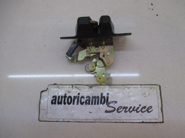 TRUNK LID LOCK OEM N. MR247931 ORIGINAL PART ESED MITSUBISHI SPACESTAR (1998 - 2005) BENZINA 13  YEAR OF CONSTRUCTION 2002