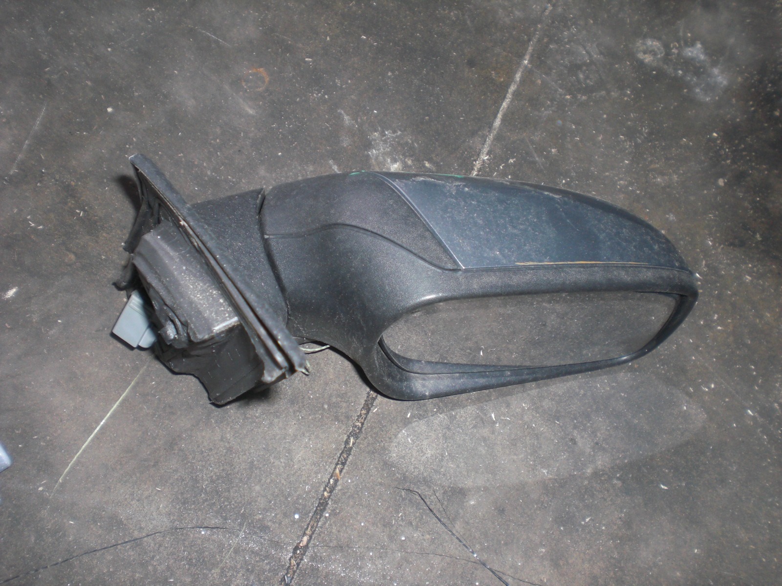 OUTSIDE MIRROR RIGHT . OEM N. 1510871 ORIGINAL PART ESED FORD FOCUS BER/SW (2005 - 2008) DIESEL 18  YEAR OF CONSTRUCTION 2005