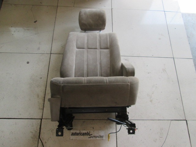 SEAT FRONT PASSENGER SIDE RIGHT / AIRBAG OEM N. 14859 SEDILE ANTERIORE DESTRO TESSUTO ORIGINAL PART ESED ISUZU TROOPER 3000 (2001 - 2003) DIESEL 30  YEAR OF CONSTRUCTION 2001