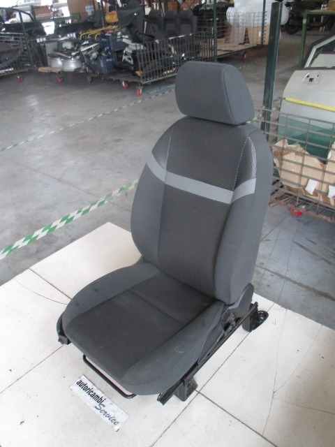 SEAT FRONT PASSENGER SIDE RIGHT / AIRBAG OEM N. 33338 SEDILE ANTERIORE DESTRO TESSUTO ORIGINAL PART ESED FORD KUGA (05/2008 - 2012) DIESEL 20  YEAR OF CONSTRUCTION 2012