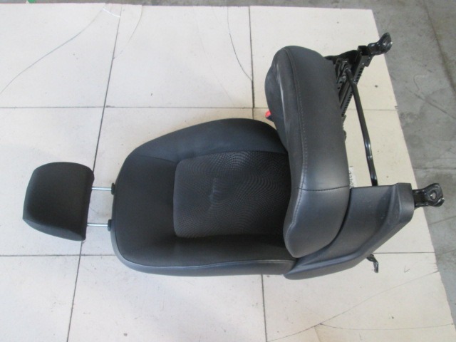 SEAT FRONT PASSENGER SIDE RIGHT / AIRBAG OEM N. 26808 SEDILE ANTERIORE DESTRO TESSUTO ORIGINAL PART ESED HYUNDAI I10 (2010- 2013) BENZINA 11  YEAR OF CONSTRUCTION 2012