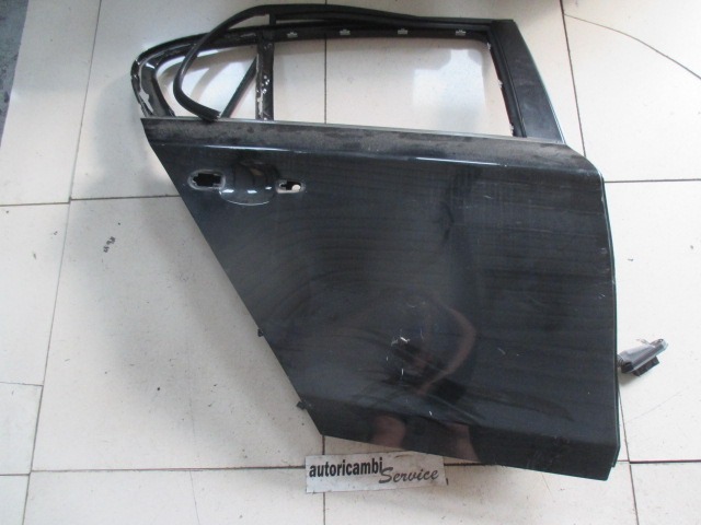 DOOR RIGHT REAR  OEM N. 41527191018 ORIGINAL PART ESED BMW SERIE 1 BER/COUPE/CABRIO E81/E82/E87/E88 LCI RESTYLING (2007 - 2013) DIESEL 20  YEAR OF CONSTRUCTION 2007