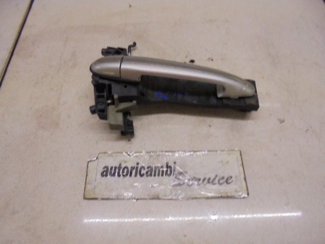 RIGHT FRONT DOOR HANDLE OEM N. 1,6876E+13 ORIGINAL PART ESED MERCEDES CLASSE A W168 V168 RESTYLING (2001 - 2005) DIESEL 17  YEAR OF CONSTRUCTION 2002
