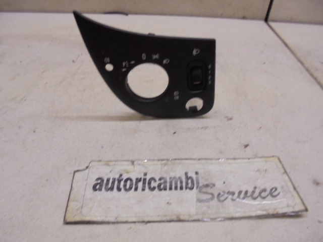 CONTROL ELEMENT LIGHT OEM N. 1686890080 ORIGINAL PART ESED MERCEDES CLASSE A W168 V168 RESTYLING (2001 - 2005) DIESEL 17  YEAR OF CONSTRUCTION 2002