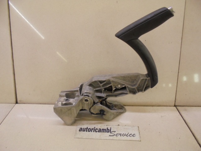 PARKING BRAKE / CONTROL OEM N. 8P0711303 ORIGINAL PART ESED AUDI A3 8P 8PA 8P1 RESTYLING (2008 - 2012)DIESEL 20  YEAR OF CONSTRUCTION 2008