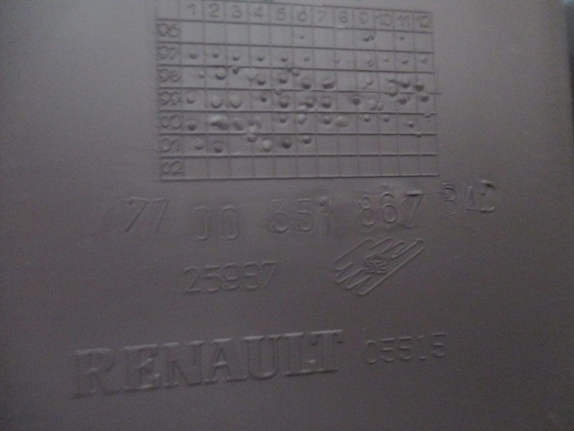 TUNNEL OBJECT HOLDER WITHOUT ARMREST OEM N. 7700351867 ORIGINAL PART ESED RENAULT MASTER (1997- 2003) DIESEL 22  YEAR OF CONSTRUCTION 2002