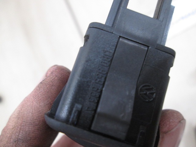 VARIOUS SWITCHES OEM N. 1B0959333A ORIGINAL PART ESED SEAT LEON (2000 - 2005)DIESEL 19  YEAR OF CONSTRUCTION 2005