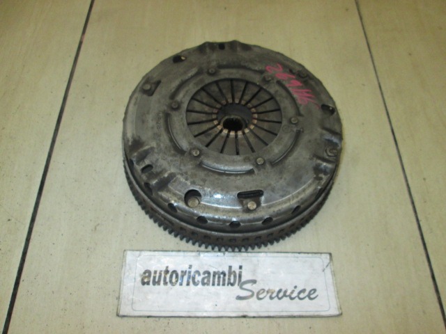 KIT CLUTCH / TWIN MASS FLYWHEEL OEM N. Q0009855V001000000 ORIGINAL PART ESED SMART CITY-COUPE/FORTWO/CABRIO W450 (1998 - 2007) BENZINA 6  YEAR OF CONSTRUCTION 2002