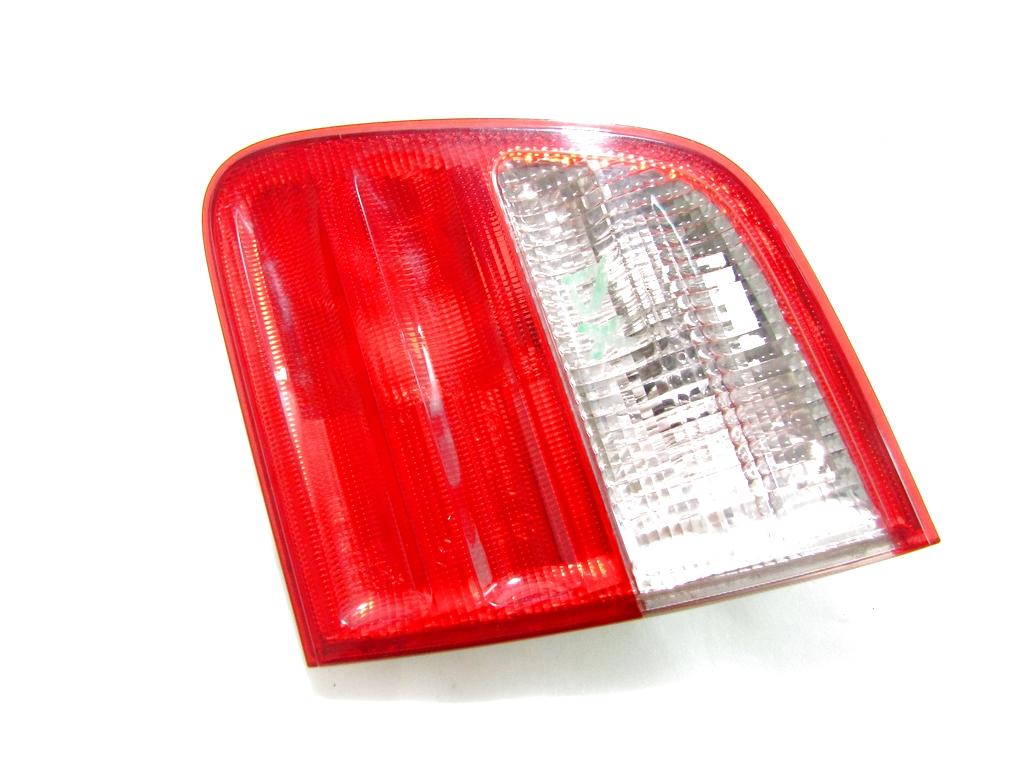 TAIL LIGHT, RIGHT OEM N. A2108206064 ORIGINAL PART ESED MERCEDES CLASSE E W210 BER/SW (1995 - 2003) DIESEL 27  YEAR OF CONSTRUCTION 2001