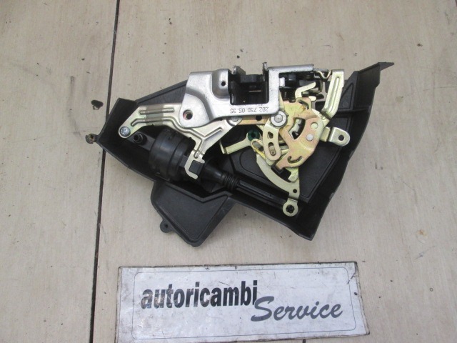 CENTRAL DOOR LOCK REAR LEFT DOOR OEM N. 2027300535 ORIGINAL PART ESED MERCEDES CLASSE E W210 BER/SW (1995 - 2003) DIESEL 27  YEAR OF CONSTRUCTION 2001