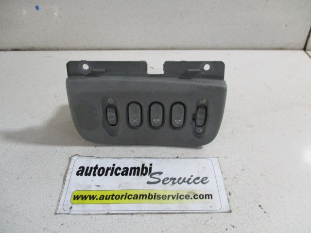 SWITCH WINDOW LIFTER OEM N. 7700432429 ORIGINAL PART ESED RENAULT SCENIC/GRAND SCENIC (1999 - 2003) DIESEL 19  YEAR OF CONSTRUCTION 2000