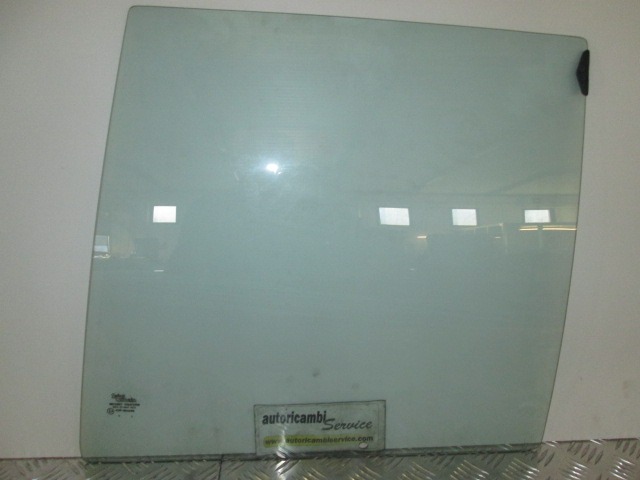 DOOR WINDOW, TINTED GLASS, REAR LEFT OEM N. 82485433 ORIGINAL PART ESED FIAT CROMA (1985 - 1996)BENZINA 20  YEAR OF CONSTRUCTION 1985