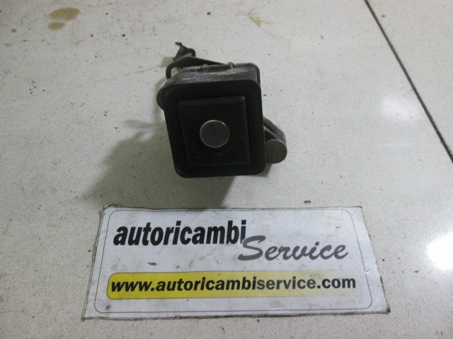 TRUNK LID LOCK OEM N.  ORIGINAL PART ESED VOLKSWAGEN PASSAT B3 B4 3A 35I BER/SW (04/1988 - 07/1993) BENZINA 20  YEAR OF CONSTRUCTION 1991