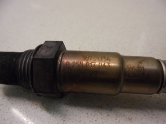 OXYGEN SENSOR . OEM N. 30751034 ORIGINAL PART ESED VOLVO S 60 (2001 - 2006) DIESEL 24  YEAR OF CONSTRUCTION 2005