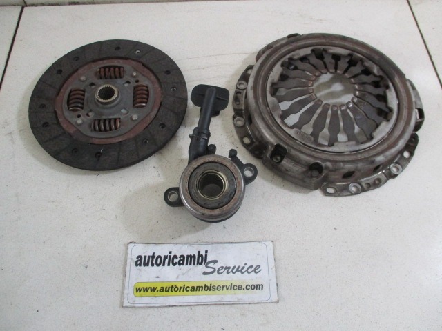 CLUTCH OEM N. 8200745122 ORIGINAL PART ESED RENAULT CLIO (2005 - 05/2009) BENZINA 12  YEAR OF CONSTRUCTION 2008