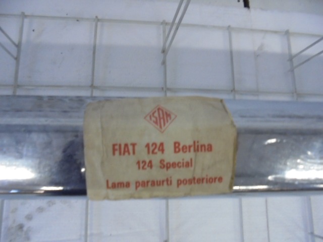 BUMPER, REAR OEM N. 131815 ORIGINAL PART ESED FIAT 124 (1966 - 1974)BENZINA 14  YEAR OF CONSTRUCTION 1966