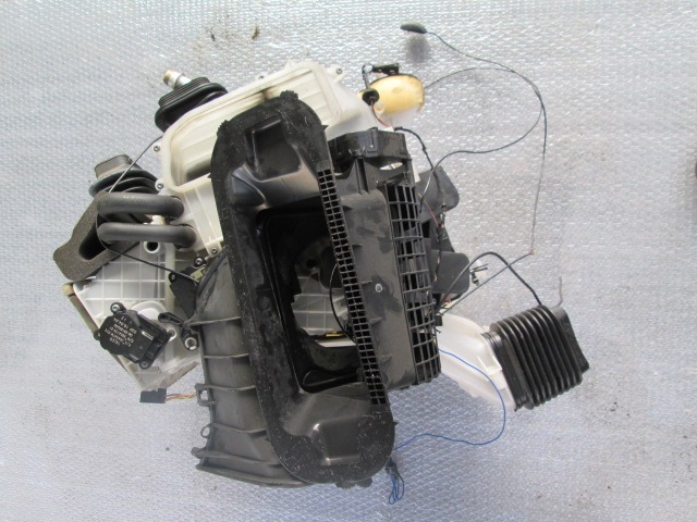 HEATER CORE UNIT BOX COMPLETE WITH CASE . OEM N. 12785502 ORIGINAL PART ESED SAAB 9-3 BER/SW/CABRIO (2003 - 2006) DIESEL 22  YEAR OF CONSTRUCTION 2004