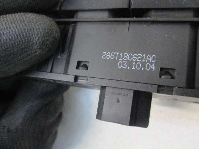 VARIOUS SWITCHES OEM N. 2S6T18C621AC ORIGINAL PART ESED FORD FIESTA (2002 - 2004) DIESEL 14  YEAR OF CONSTRUCTION 2004