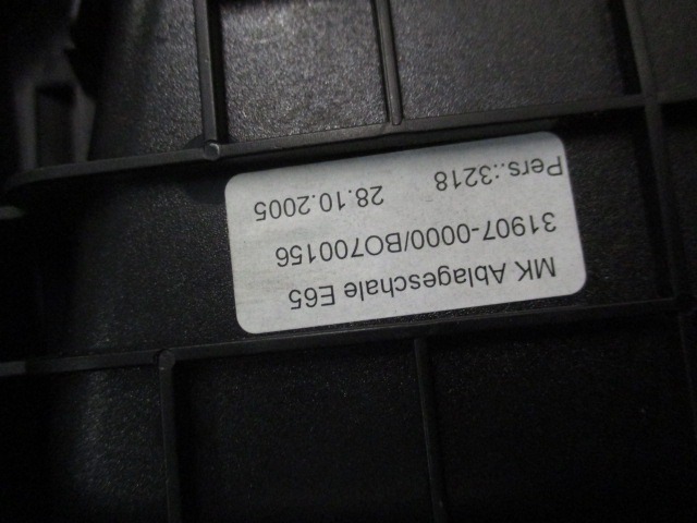 GLOVE BOX OEM N. 51211908884.1 ORIGINAL PART ESED BMW SERIE 7 E65/E66/E67/E68 LCI RESTYLING (2005 - 2008) DIESEL 30  YEAR OF CONSTRUCTION 2005